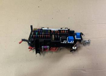 A1680036299 skrzynka bezpieczników mercedes a klasa w168 lift