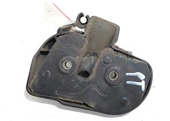 ZAMEK DRZWI PRAWY TYŁ VW CADDY III Inny 7H0843604 04-15