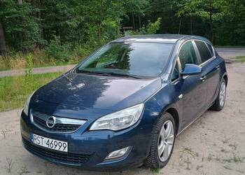 Opel Astra J