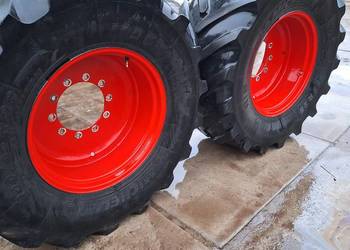 Koła R 28 / 65 , 600 fendt 700 lub 800 Przód