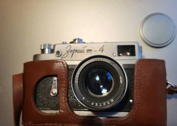 Aparat fotograficzny Zorki 4 + światłomierz Leningrad 2