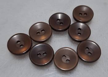 Guziki, brązowe, okrągłe, dwie dziurki, 11x2mm, 8szt. (Guzik)