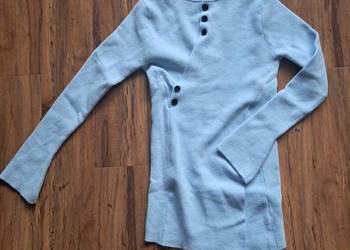 nowy niebieski sweterek rozmiar S brak metki