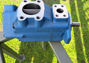 VICKERS pompa hydrauliczna 2520V17A11 1AA 22R
