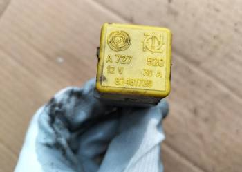 PRZEKAŹNIK 82461739