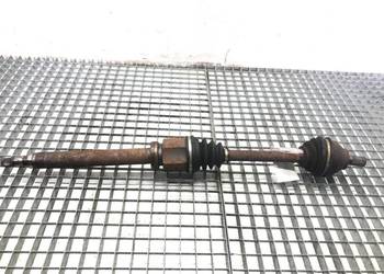 PÓŁOŚ PRAWY PRZÓD VOLVO V50 2.0 136KM 03-12 PRZEGUB