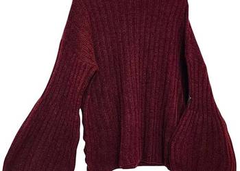 Wiralowy sweter w kolorze wina, rękawy dzwonek.