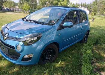 Renault Twingo stan bdb fałdach klima
