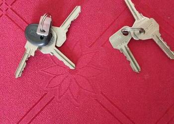 FIAT 126p Kluczyki Oryginal PRL Komplet Kluczykow