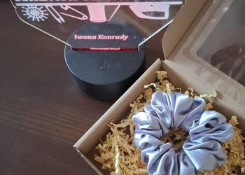 Gumka do włosów scrunchie.