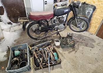 Wsk 125 71rok. Garbuska plus drugi silnik i części