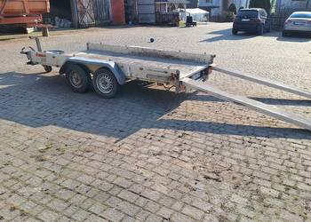 Przyczepka samochodowa