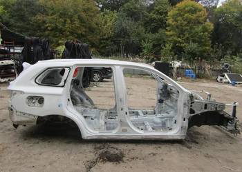 PRÓG SŁUPEK PRAWY BOK W13 MITSUBISHI OUTLANDER III PHEV