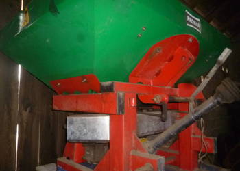 Rozsiewacz dwutalerzowy 600kg Promar 2014 r
