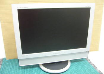 Monitor komputerowy 19 cali Samsung SyncMaster 940MW z funkcją TV