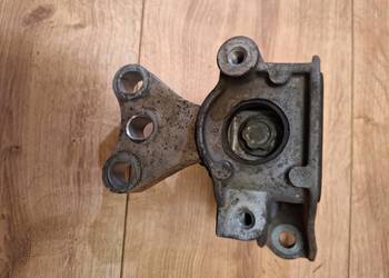 Honda civic 1,8 UFO - łapa,poduszka skrzyni podpora