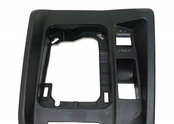 OSŁONA RAMKA LEWARKA SKRZYNI 01561676420 Alfa Romeo Tonale I ( (2022-  )