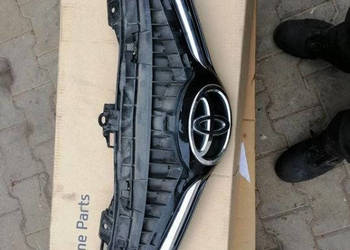 TOYOTA AVENSIS T29 2015 LIFT ATRAPA GRILL