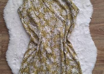 Śliczna delikatna pastelowa oliwkowa sukienka khaki w kwiaty 38 letnia