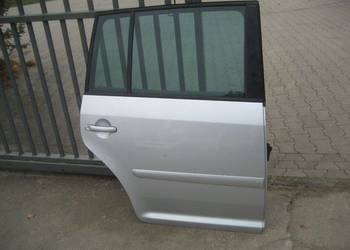vw touran 03-09r drzwi tył prawe kod lakieru LA7W