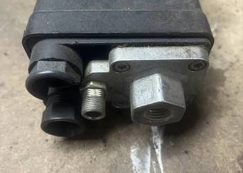 Włącznik kompresora