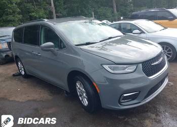 Chrysler pacifica touring L 2021r