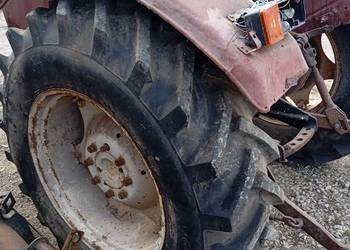 Tył ciągnika Ursus 4011