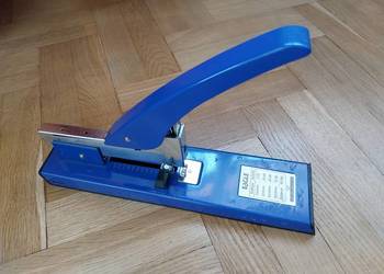 Duży zszywacz Eagle938 do 100k + zszywki Eagle 23/13.Wszystko za 80zł.