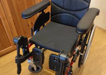 Wózek specjalny Vermeiren V500 30 czerwony jak nowy gwarancja