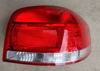 AUDI A3 8P0 PRAWA LAMPA TYŁ