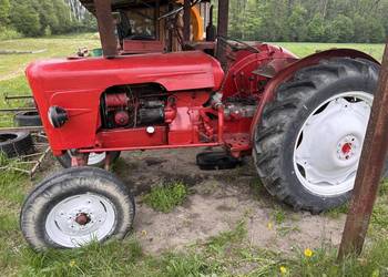 Bardzo stary ciągnik traktor David Brown perkins 3 cylindry tanio
