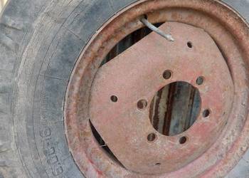 Sprzedam koło do ciągnika 16 cali