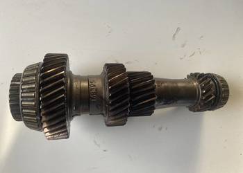 WAŁEK ZĘBATY Z20X23X30X40 JOHN DEERE L168395