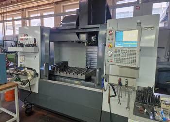 Centrum obróbcze pionowe CNC HAAS VM-3
