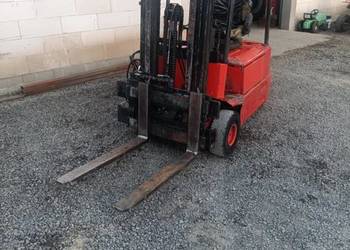 Wózek widłowy linde e15