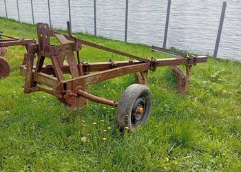 Pług trzyskibowy Fortschrit