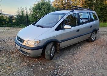 Opel Zafira właściciel 2 od nowości bezwypadkowy