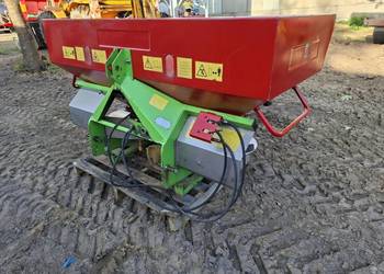 Rozsiewacz nawozu Unia Brzeg MX 850