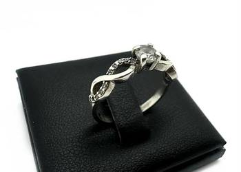 Srebrny pierścionek próby 925 - 2,36g (Rozmiar 16)