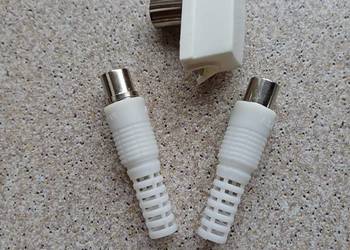 Gniazdo antenowe + 2 wtyki antenowe nowe