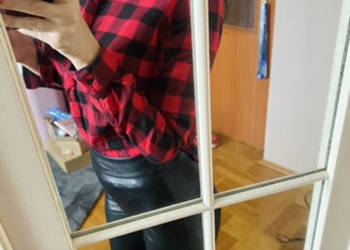 Koszula Reserved w kratę z kołnierzykiem z imitacji skóry