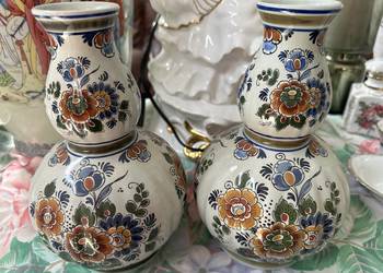 Wazon Delft w kwiaty