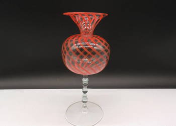 Kolekcjonerski Wazon-Kielich – Szkło Artystyczne (Murano Style)