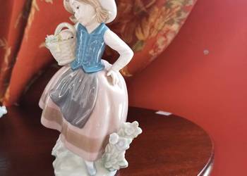 Figurka Daisa. Lladro. Spain. Hand made. Z koszykiem kwiatów