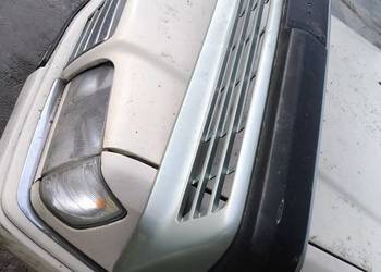 Mercedes W124 zderzak przedni szeroka listwa z kratką