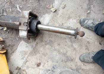 Siłownik hydrauliczny do przyczepy d47