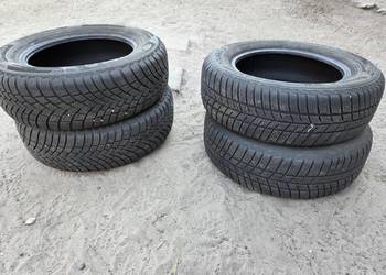 Opony Barum zimowe 195x65R15 4szt.