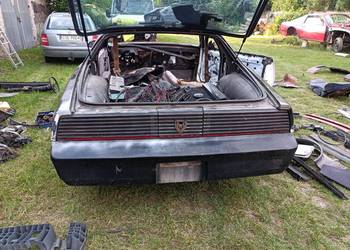 1982-1984 Pontiac Firebird Trans AM V8 cały na części