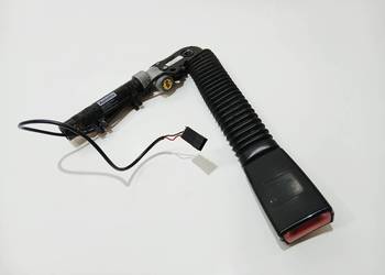 NAPINACZ PASA PRAWY PRZÓD BMW E60 E61 7065848 (0000672)
