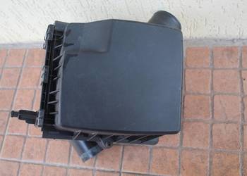 OBUDOWA FILTRA POWIETRZA OPEL CORSA D 1.0 55557185